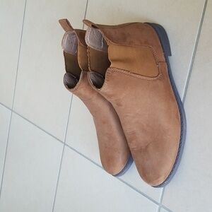 Brown ankle boots